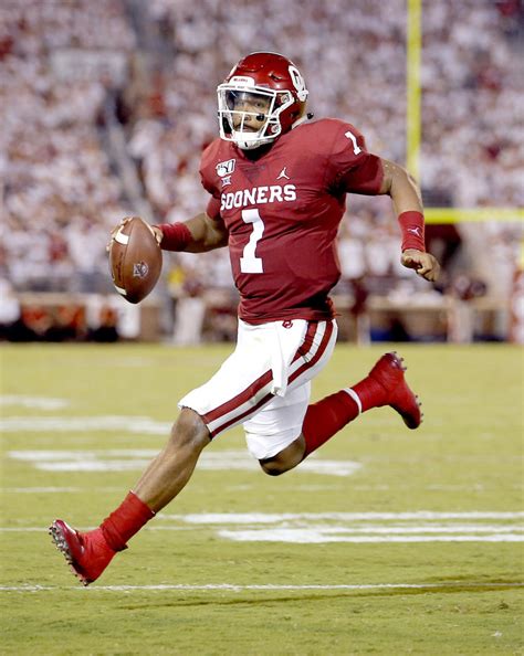 Oklahoma S Jalen Hurts Rushes For A Touchdown In The - Jalen Hurts ...