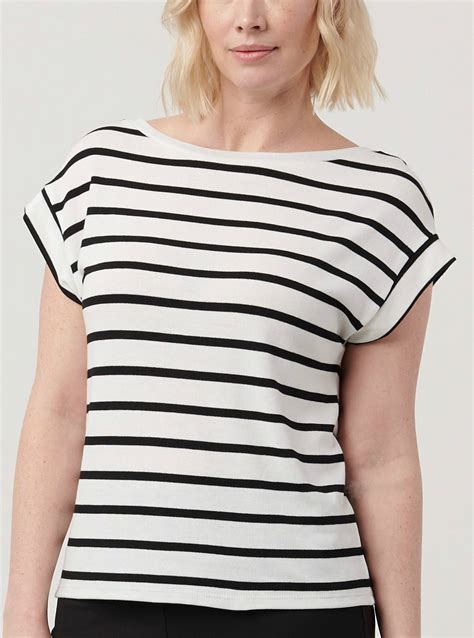 These Women’s Wrinkle Free Shirts Will Make Packing a Breeze