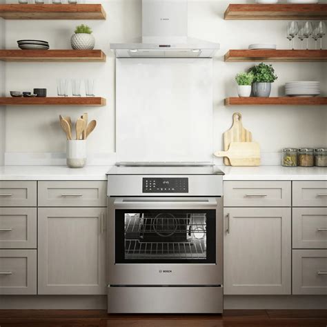 Bosch - 4.6 cu. ft Induction Range in Stainless - HII8057C