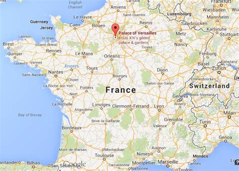 Where is Versailles on map of France