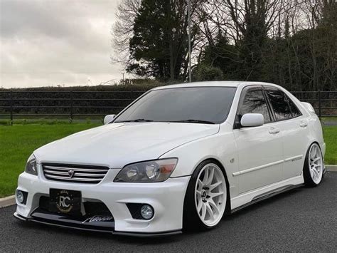 Toyota altezza | Lexus is300, Slammed cars, Tuner cars