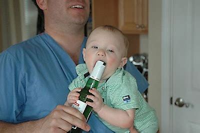 Curious, Funny Photos / Pictures: Funny Snaps - kid drinking beer [Expressions] - 27 Pics