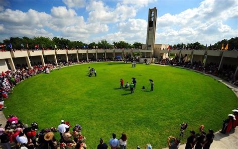 Houston National Cemetery Memorial Day Ceremony - PaperCity Magazine