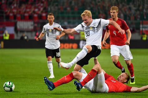 Deutschland verliert verdient gegen Österreich! Neuer stark - doch die ...