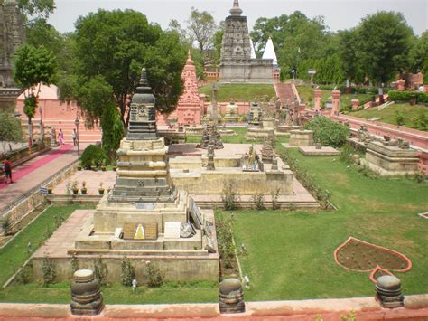 MandirInfo: Mahabodhi Temple