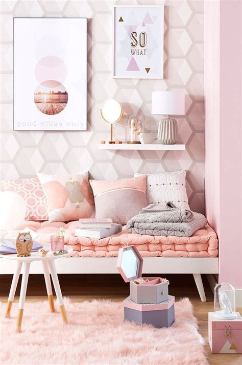 15 Of Our Favourite Millennial Pink Home Decor Picks - Society19 UK | Decoração de casa rosa ...