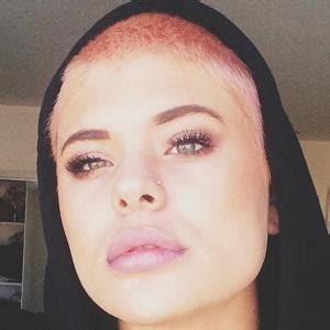 Kennedy Grace (Instagram Star) - Age, Family, Bio | Famous Birthdays