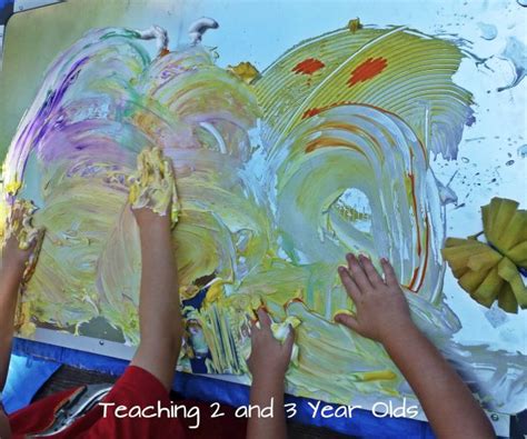 Kids Finger Painting Fun - Teaching 2 and 3 Year Olds