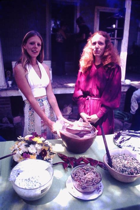 30 Found Photos That Defined the Hippie Lifestyle | Vintage News Daily