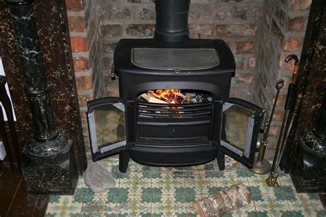 13 Ways to Improve Wood Stove Efficiency - HeaterTips