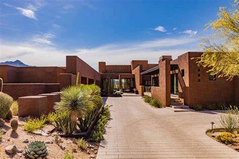 House in North Scottsdale by PHX Architecture | HomeAdore