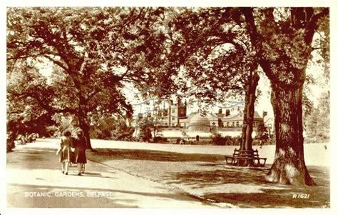 Botanic Gardens, Belfast | Postcards Ireland