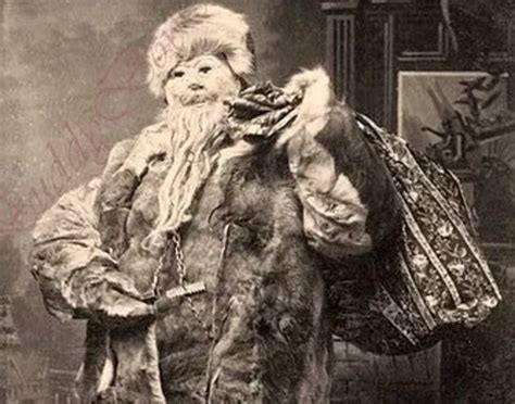 15 Creepy Christmas Photos That Will Make You Want To Hide From Santa