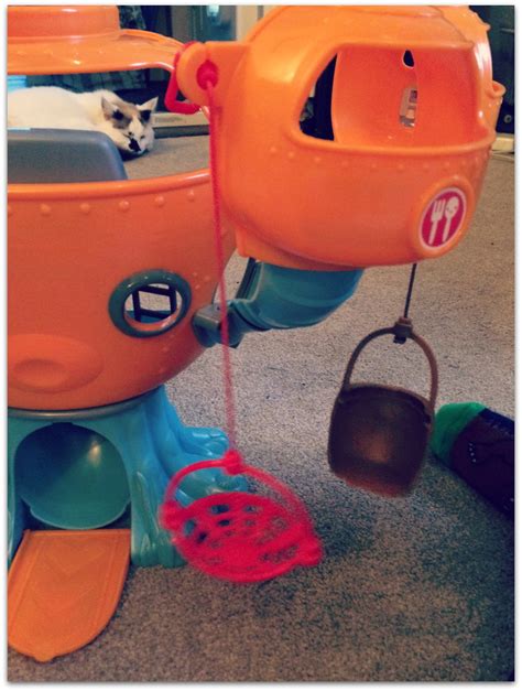 Octonauts Octopod Playset Review - Lamb & Bear