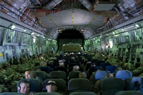 C-17 Globemaster III | Military.com