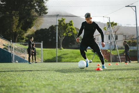 Prevnción de lesiones y preparación física en el fútbol | ReSport Clinic