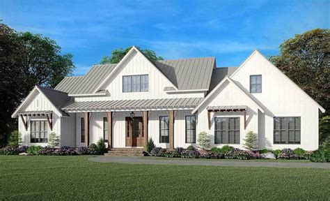 Modern Farmhouse House Plan (2 Story, 3 Bedrooms)