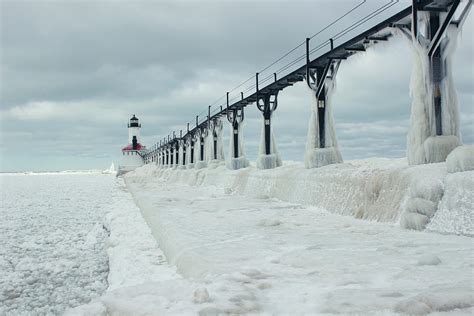 Michigan City Lighthouse Photograph by Tammy Chesney - Fine Art America