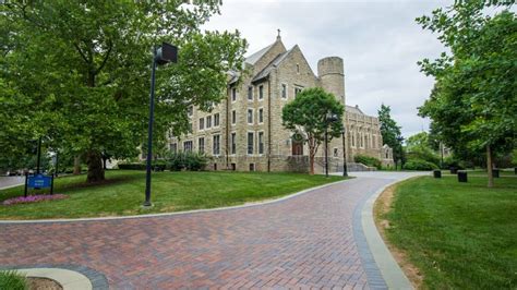 Villanova University Flag on Campus. Editorial Image - Image of campus ...