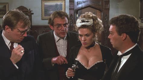 Clue (1985) Movie Summary and Film Synopsis