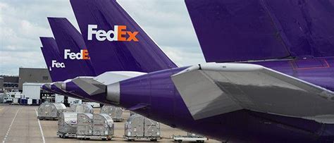 FedEx Plane Logo - LogoDix