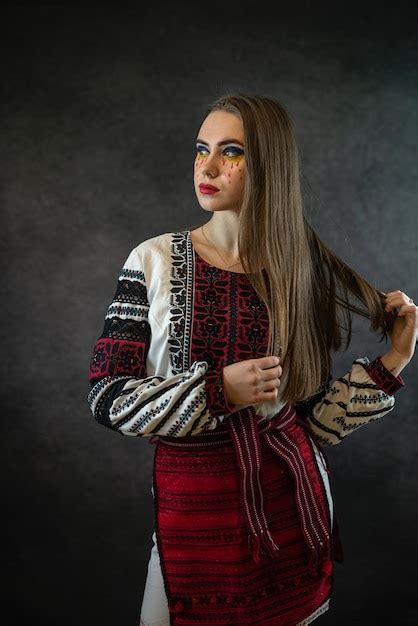 Premium Photo | The young ukrainian woman worn the traditional outfit ...