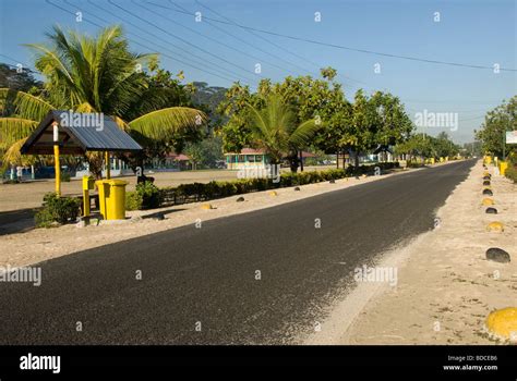 Main road through Manase village, Savai'i Island, Western Samoa Stock Photo - Alamy