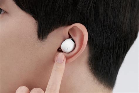 Samsung Galaxy Buds Pro Bluetooth Truly Wireless In Ear Earbuds With Noise Cancellation (White ...