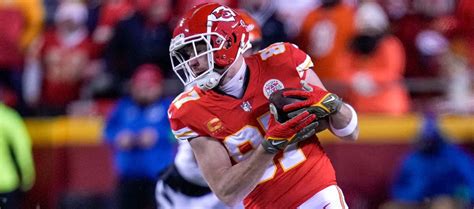 Is Travis Kelce Worth the 1.01 Draft Pick? (2023 Fantasy Football ...