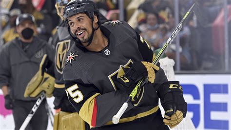 Vegas Golden Knights trade forward Ryan Reaves