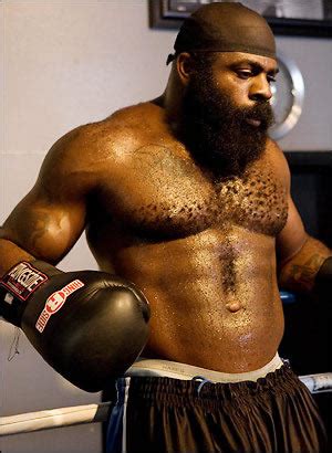 Kimbo Slice wants to switch from MMA to Boxing