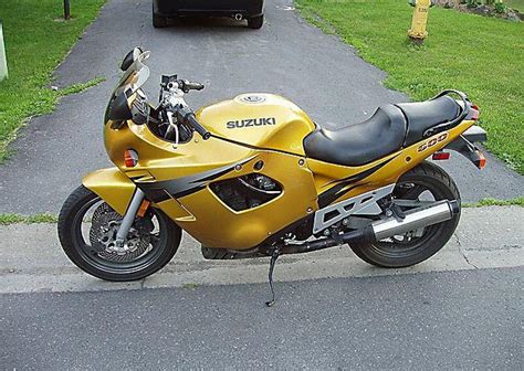 Suzuki 600 Gsx - 2001 Suzuki GSX 600 F Katana : It comes in glass ...