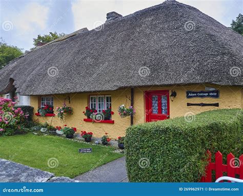 Traditional and Historic Adare Cottages with Thatched Roof Editorial ...