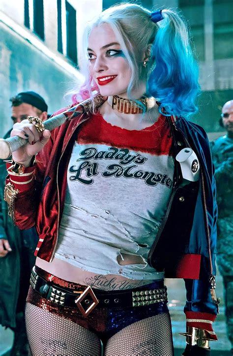 marobbie: Harley Quinn in Suicide Squad (2016) : DC Multiverse