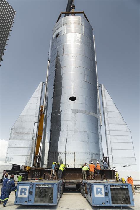 Elon Musk Just Dropped More Tantalizing Details About SpaceX's Starship ...