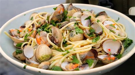 Seafood Linguine Recipe - Recipes.net