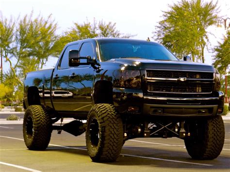 34+ Lifted Duramax