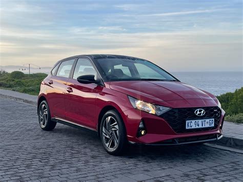 Hyundai i20 1.0T Fluid (2022) Review: Your friendly neighbourhood hatchback - Expert Hyundai i20 ...