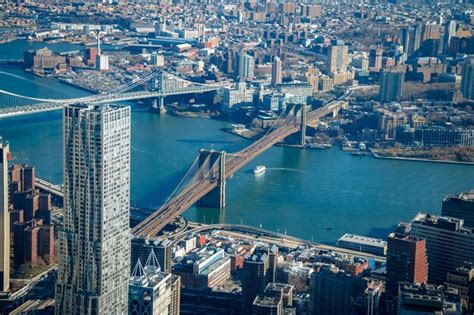 Premium Photo | Aerial view of brooklyn bridge and manhattan bridge new ...