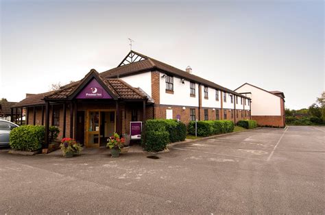 PREMIER INN WIRRAL (HESWALL) HOTEL - Updated 2024 Prices & Reviews