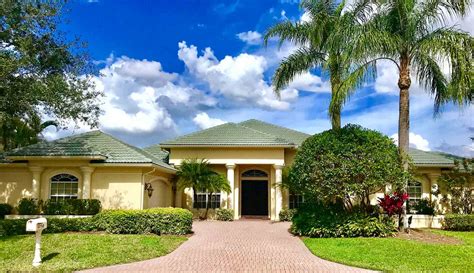 Gables Homes For Sale - Luxury Homes in Pelican Marsh Naples FL.