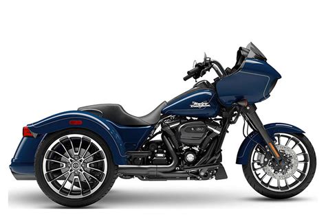 2023 Harley-Davidson Road Glide® 3 Bright Billiard Blue (Black Finish)