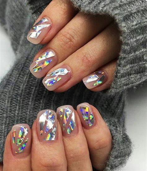 Shattered Glass Nail Art: Broken Glass Nail Designs - LadyLife