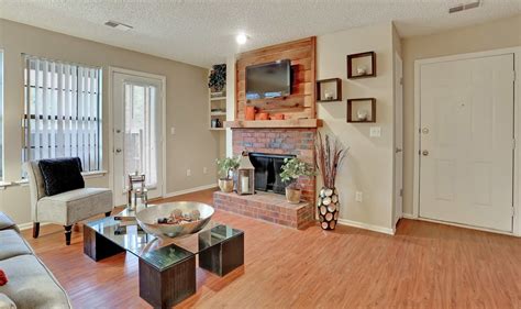 Photos of Mountain View Apartment Homes in Colorado Springs, Colorado