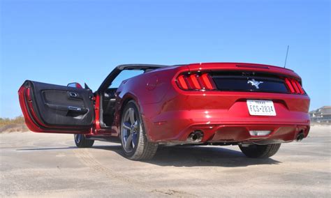 2015 Ford Mustang Convertible 15 » Car-Revs-Daily.com