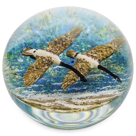 Jim Donofrio (American) Art Glass Goose Paperweight sold at auction on 16th December | Bidsquare