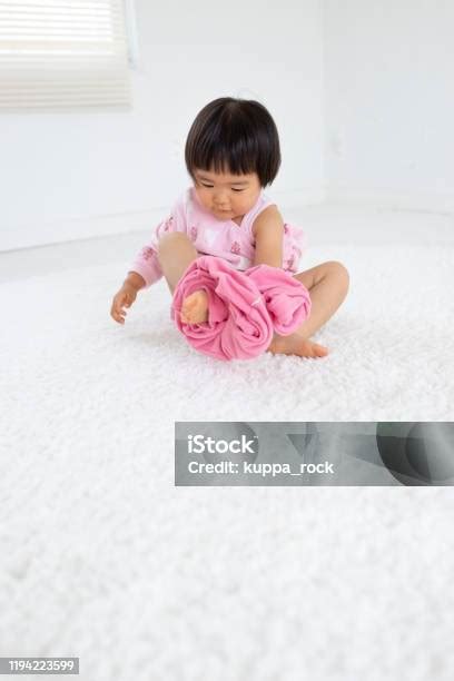 Child Changing Clothes Stock Photo - Download Image Now - Changing ...