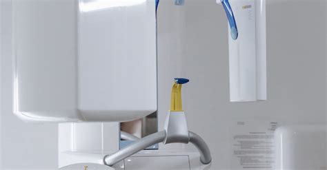 Close-Up Shot of a Dental X-ray Machine · Free Stock Photo