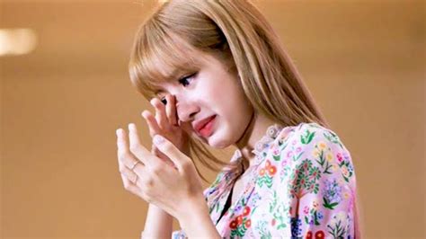 Here's why BLACKPINK Lisa Cried In A Studio: Details Inside