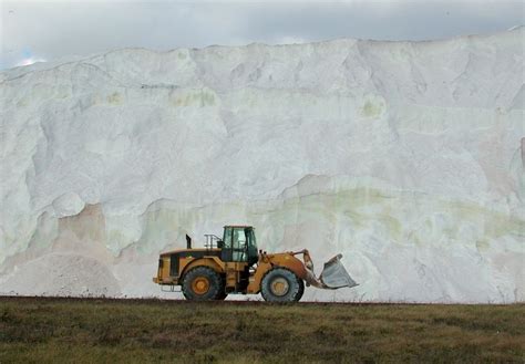 Sheetrock Vs Drywall - What's the Big Difference?